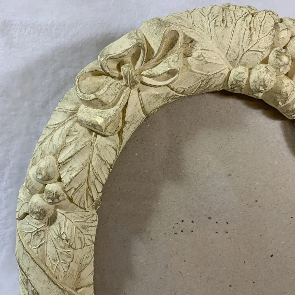 Vintage Ornate Oval Floral Rose Shabby Victorian Chic Style Grapes Picture Frame